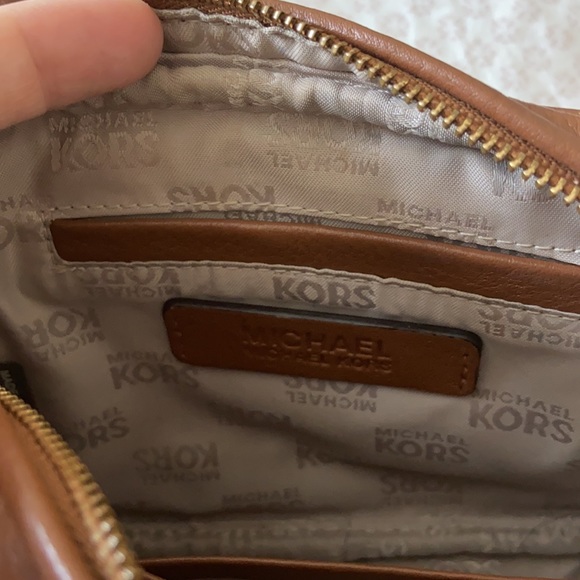 Michael Ko’s Crossbody bag - Picture 5 of 7